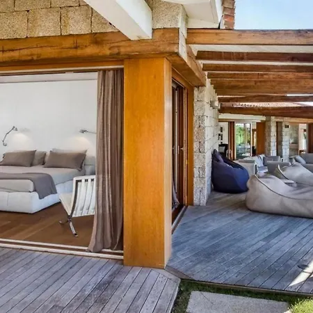 4bdr With Private Pool In San Teodoro (Sardinia)