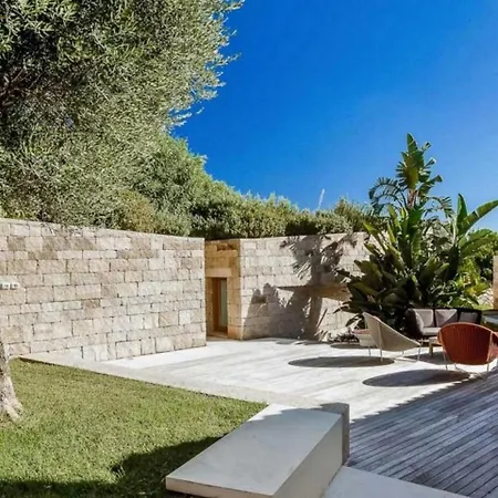 4bdr With Private Pool In Villa